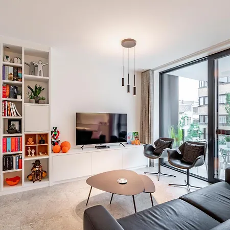 Luxury In The Centre Of With Terrace *