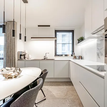 Appartement Luxury In The Centre Of With Terrace *